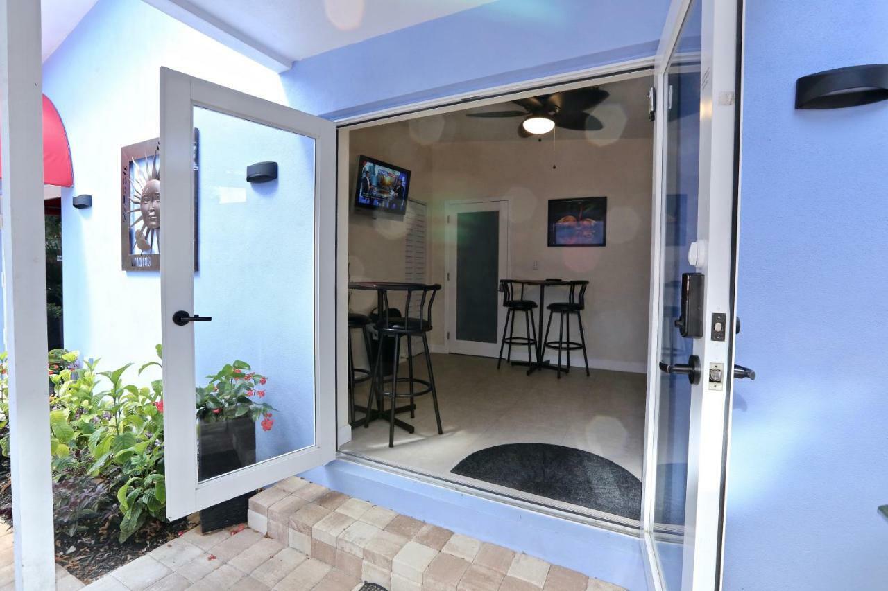 Fantasy Island Inn, Caters To Men Wilton Manors エクステリア 写真