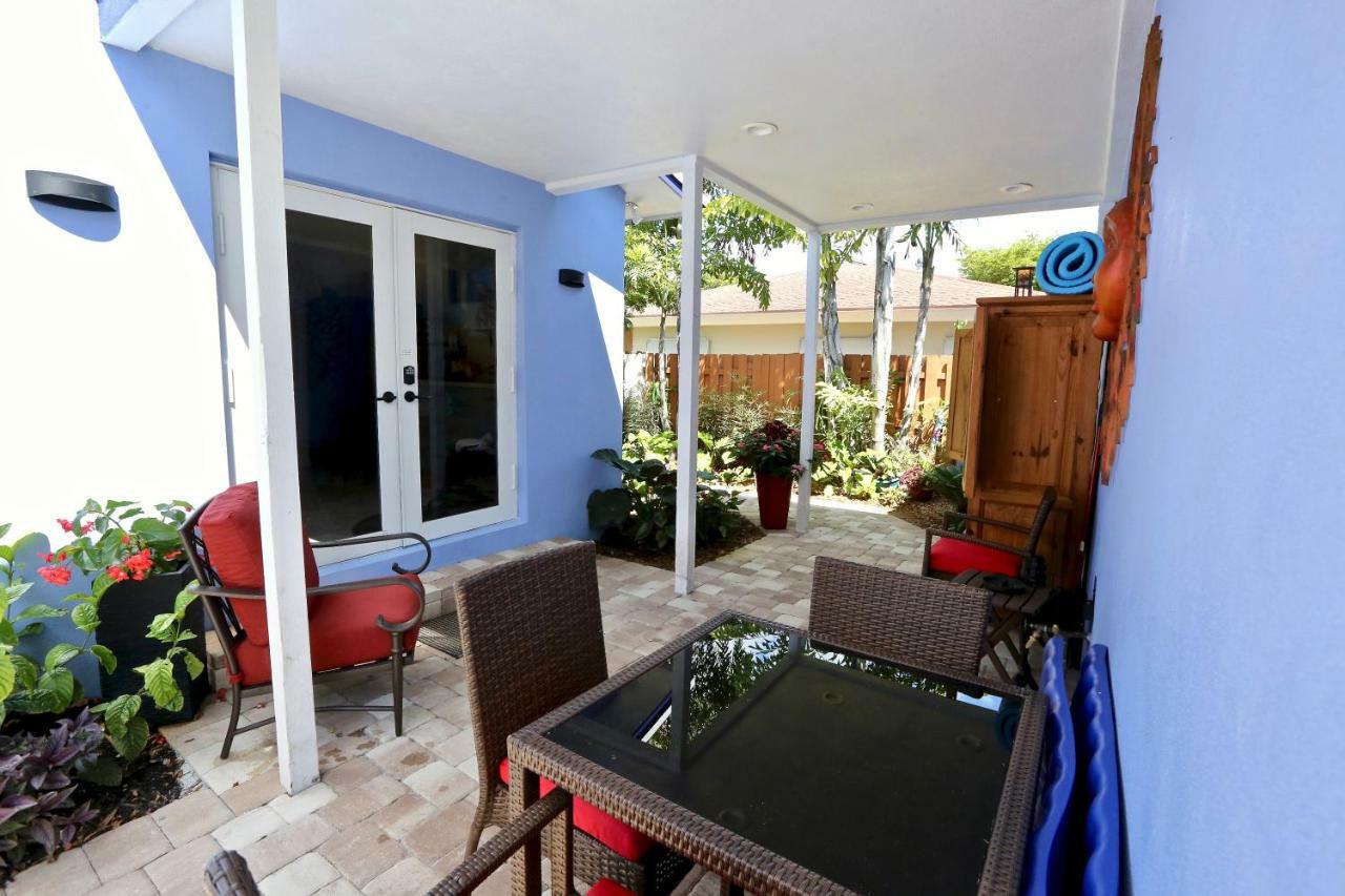 Fantasy Island Inn, Caters To Men Wilton Manors エクステリア 写真