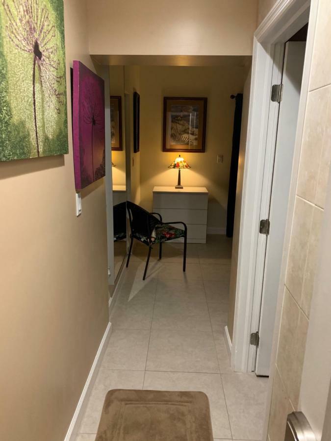 Fantasy Island Inn, Caters To Men Wilton Manors エクステリア 写真
