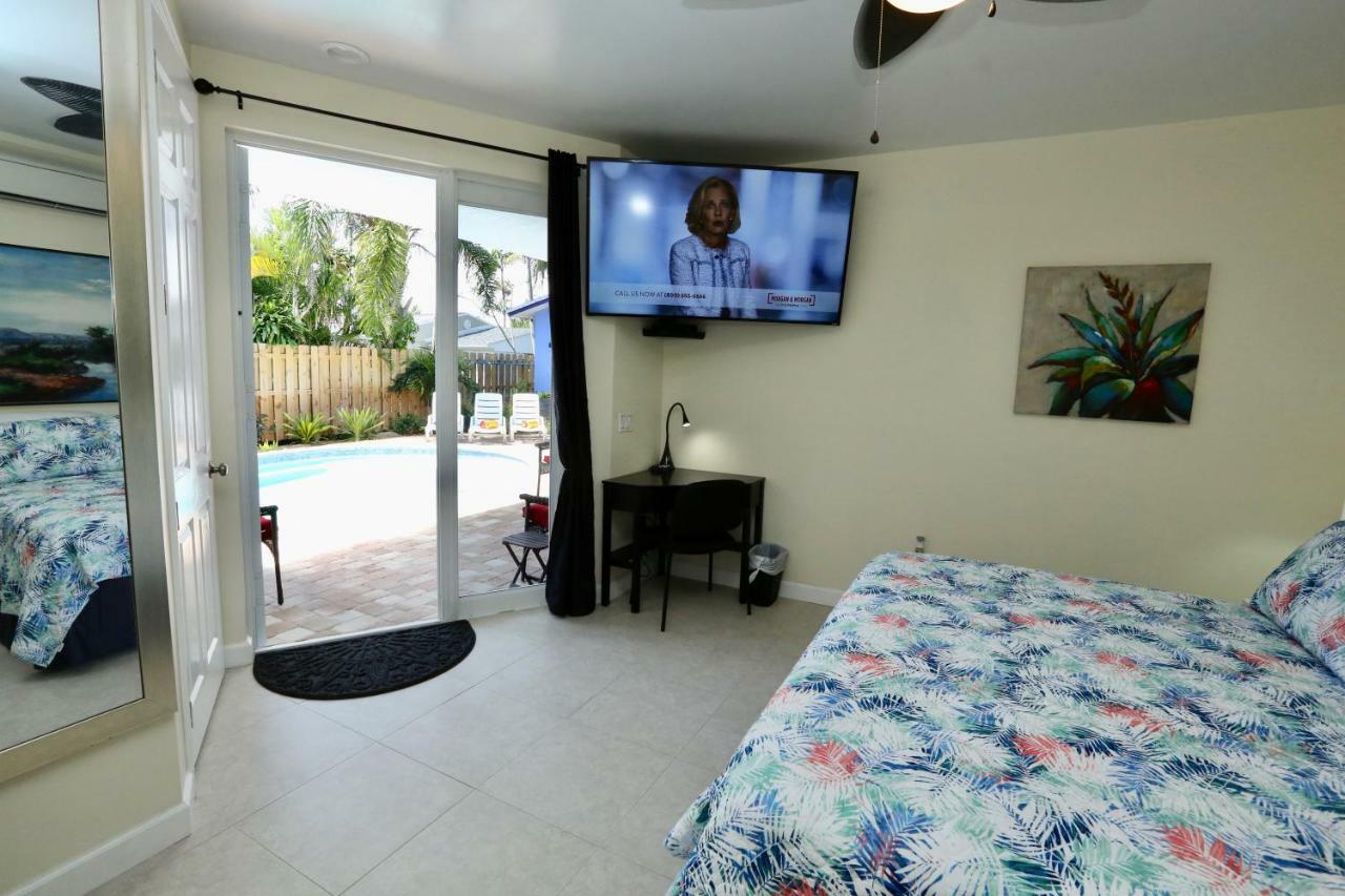 Fantasy Island Inn, Caters To Men Wilton Manors エクステリア 写真